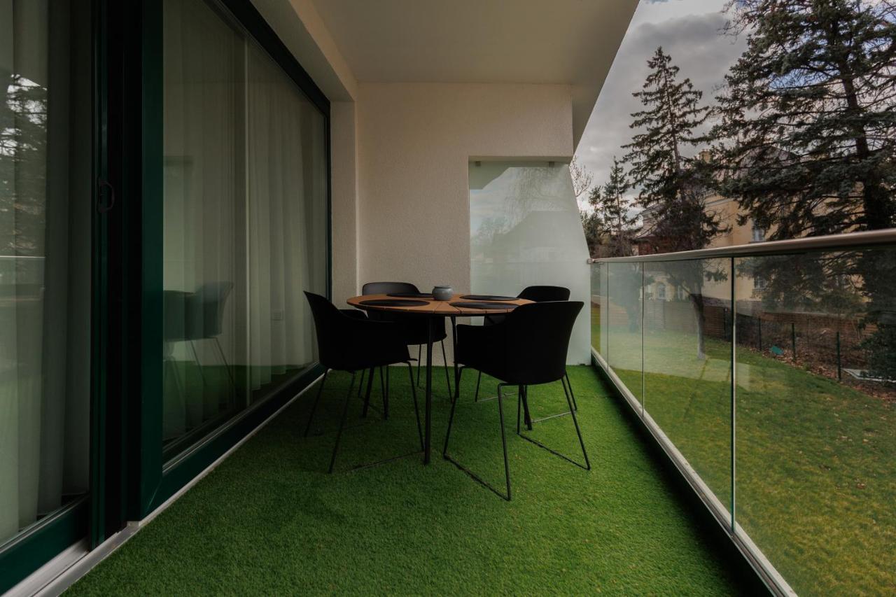 Villa Bauhaus Wellness Apartman 102 ชิโอฟก ภายนอก รูปภาพ