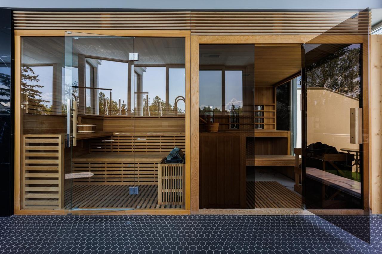 Villa Bauhaus Wellness Apartman 102 ชิโอฟก ภายนอก รูปภาพ